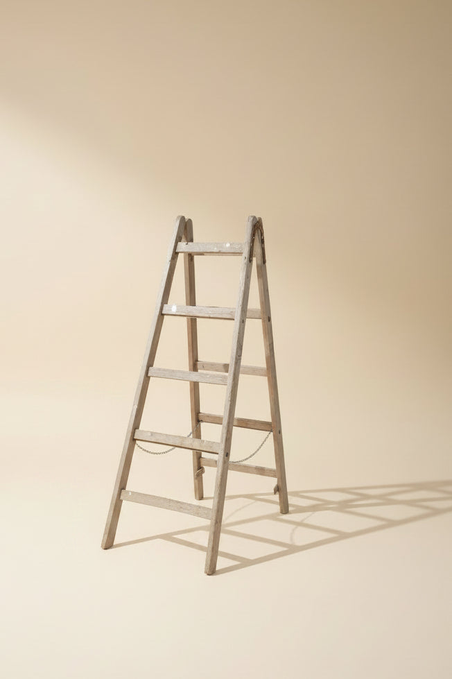 Oude houten ladder